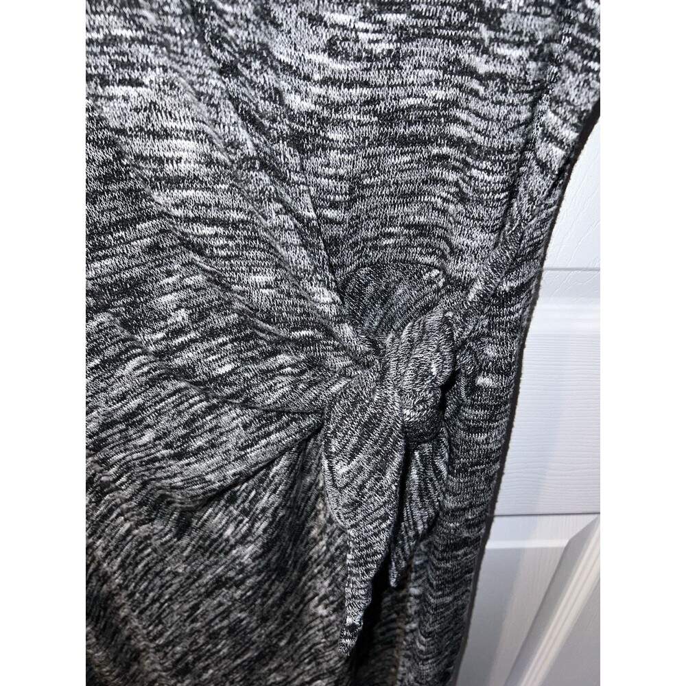 Max Studio Dress Womens M Midi knit Wrap Tie Career Classic Timeless minimal New - Picture 3 of 9